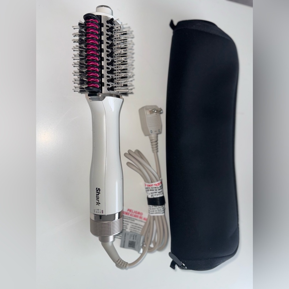 Shark Smoothstyle Heated Comb + Blow Dryer with Case